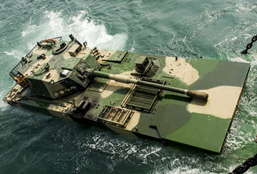 Amphibious armored vehicle unit conducts open sea drill