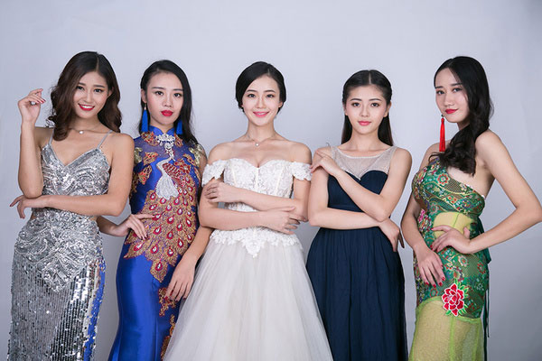 Contestants of the 44th Miss Intercontinental China final gather in Guiyang, help promote the World Crowdfunding Conference