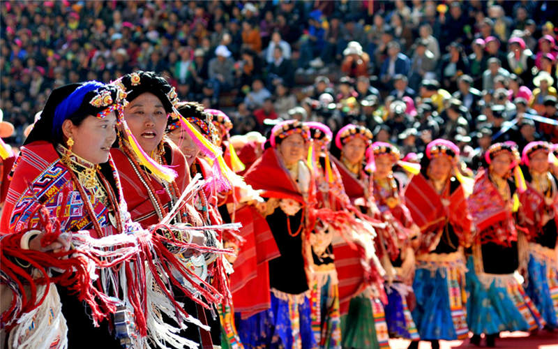 Danba Tibetan Festival kicks off in golden autumn