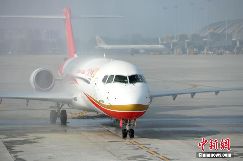 China-made ARJ21 regional jetliner popular with Sichuan locals