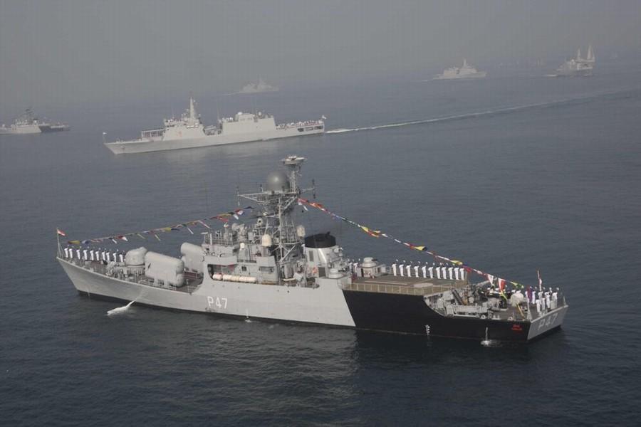 Chinese Type 054A frigates attend India's Int'l Fleet Review