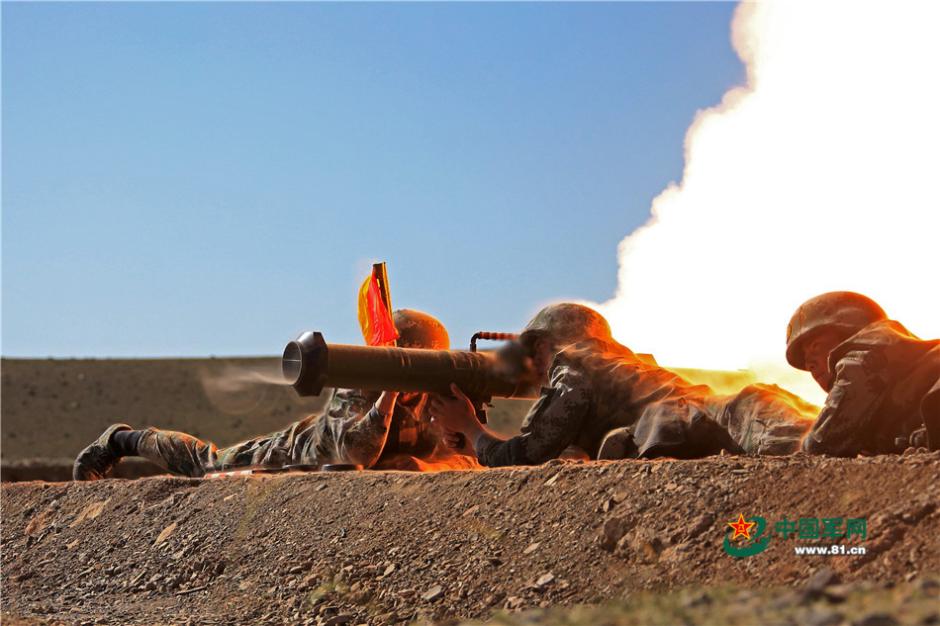 Stunning photos of mortars firing