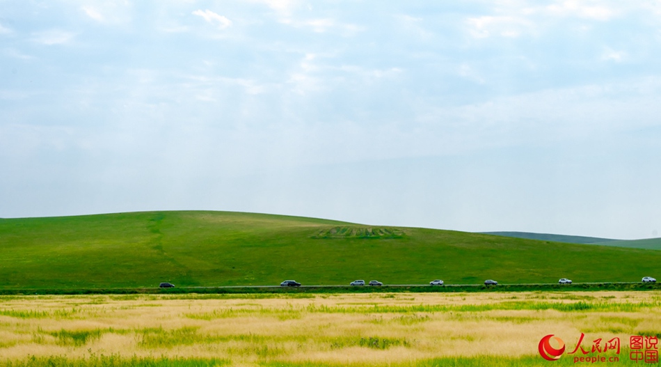 Breathtaking scenery of Hulun Buir grassland