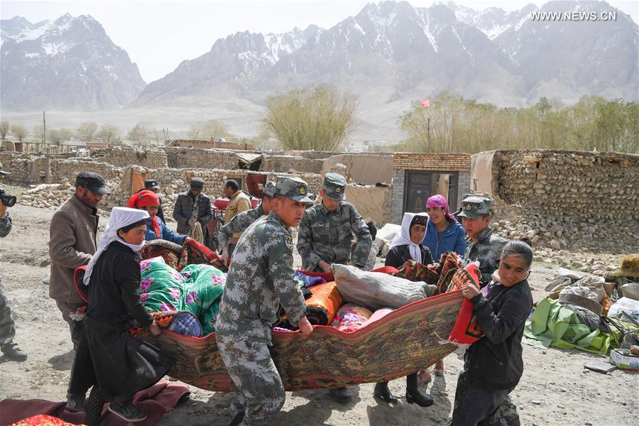 Rescuers work at quake-hit county in NW China's Xinjiang