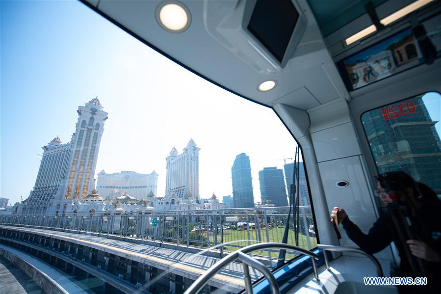 Light rail opens to public in China's Macao