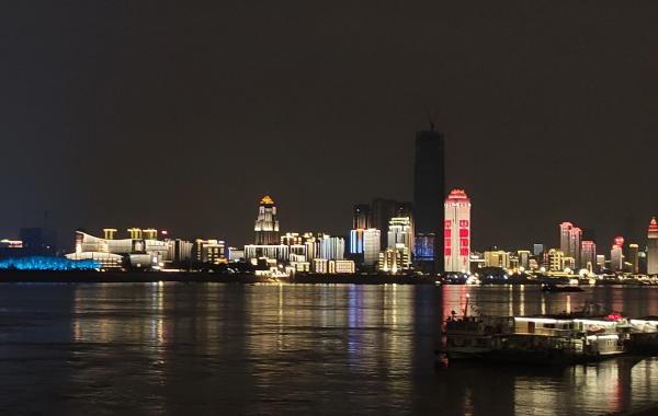 Landmarks in China light up on Lantern Festival to show solidarity for Wuhan