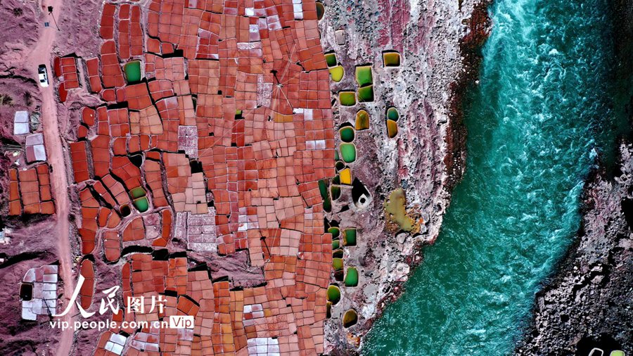 Magnificent scenery of 1,200-year-old salt pans in Qamdo, SW China’s Xizang