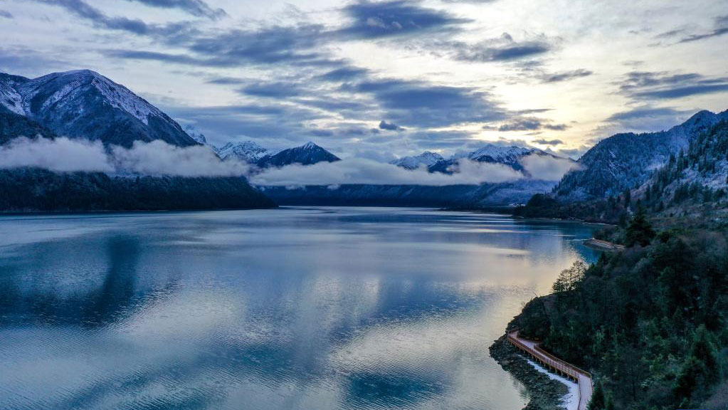 Scenery of Basum Lake after snow in Nyingchi, SW China's Tibet