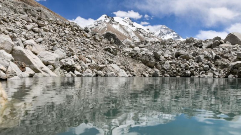 Scenery of Rongbuk glacier at foot of Mount Qomolangma