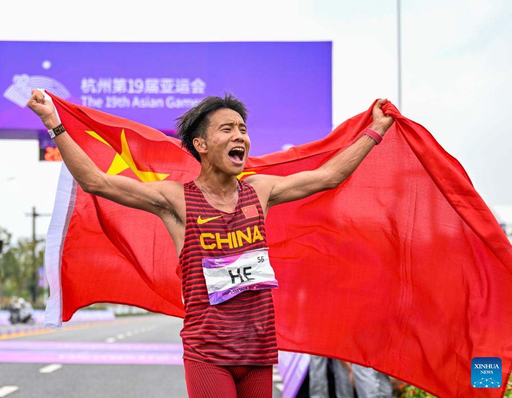 He wins first men's marathon gold for China at Asiad