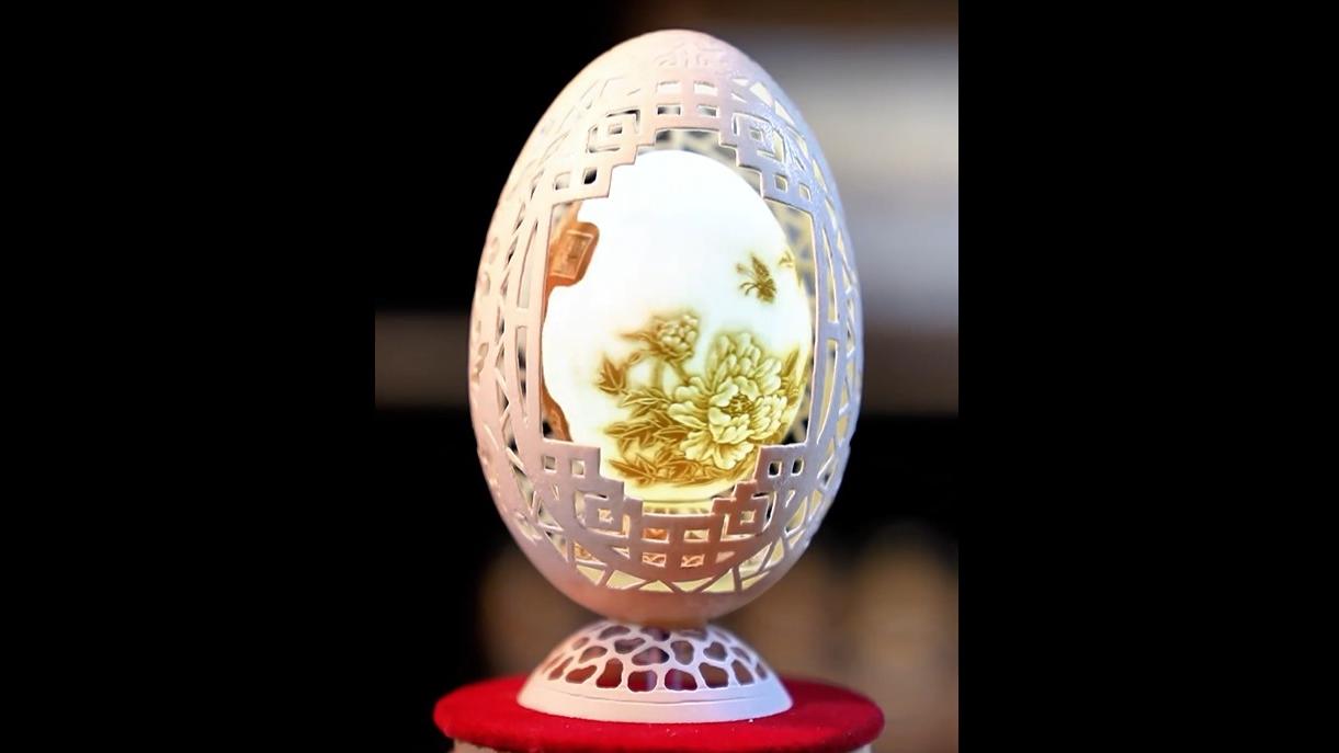 Delicate art of eggshell carving