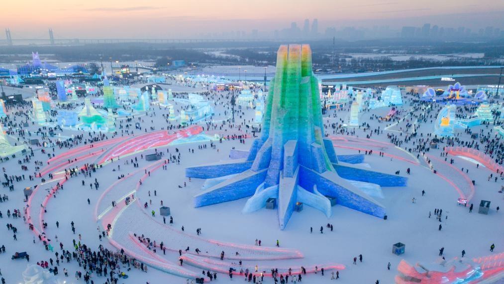 Rich ice and snow resources boost Harbin's winter tourism