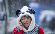 Heavy snow hits China's northern areas