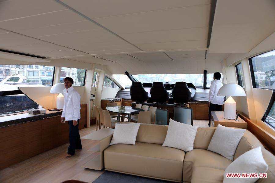 The interior of a yacht on display is seen at Hong Kong International Boat Show 2012 in south China's Hong Kong, Dec. 2, 2012. The boat show closed on Sunday. (Xinhua/Li Peng)