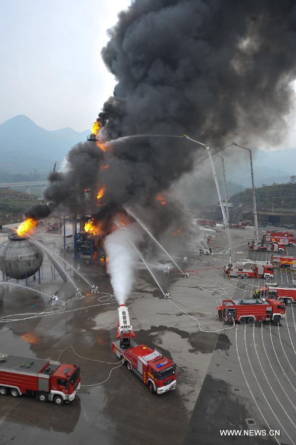 Joint search and rescue exercise held in Chongqing  (8)