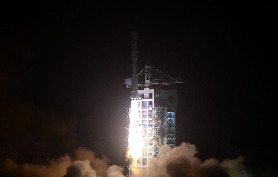 A Long March carrier rocket carrying Turkish earth observation satellite GK-2 blasts off from the launch pad at the Jiuquan Satellite Launch Center in northwest China's Gansu Province, early on Dec. 19, 2012. China successfully sent the satellite GK-2 into orbit with a Long March carrier rocket on Wednesday. (Xinhua/Zhang Meng)