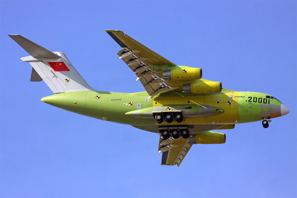 China on Saturday successfully tests its first domestically made jumbo airfreighter, Yun-20, or Transport-20, a multi-function plane for long-distance transport of cargo and passengers. (Photo/Xinhua)