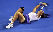 Li Na jokes about falls, facing defeat light-heartedly