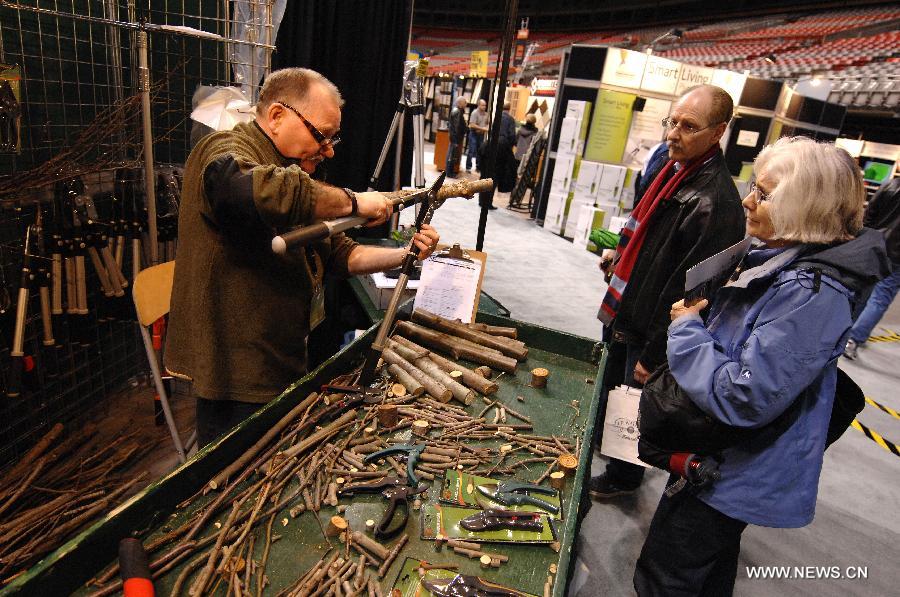 People visit the 2013 Home and Garden Show held in Vancouver, Canada, Feb. 20, 2013. The 5-day event kicked off on Wednesday.(Xinhua/Sergei Bachlakov) 