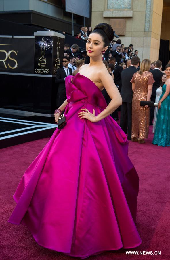 Chinese actress Fan Bingbing arrives at the Oscars at the Dolby Theatre in Hollywood, California on Feb. 24, 2013. (Xinhua/Matt Brown) 