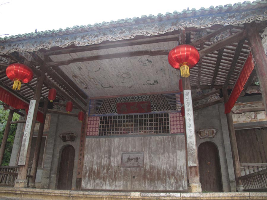 This photo taken on June 25th shows a 400-year-old stage in the ancient town of Huangyao. Located in the Northeast part of Guangxi Autonomous Region, the ancient town of Huangyao has buildings in the Ming Dynasty (1368-1644) style. It was selected as one of top 50 must-go attractions for foreigners by a Chinese newspaper in 2007. (CnDG by Jiao Meng)