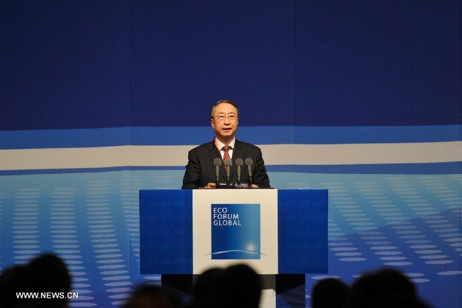 Zhang Xinsheng, secretary-general of EcoForum Global, presides over the opening ceremony of the Eco Forum Global Annual Conference Guiyang 2013 in Guiyang, capital of southwest China's Guizhou Province, July 20, 2013. Over 2,000 participants from home and abroad attended the conference themed on "Building Eco-Civilization: Green Transformation and Transition". (Xinhua/Ou Dongqu) 