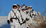 'Red Army' division conducts winter training in N China 