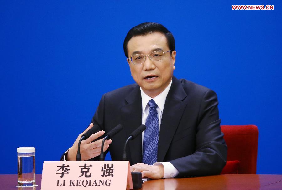 Premier Li Keqiang meets the press